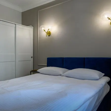 Double Rest *